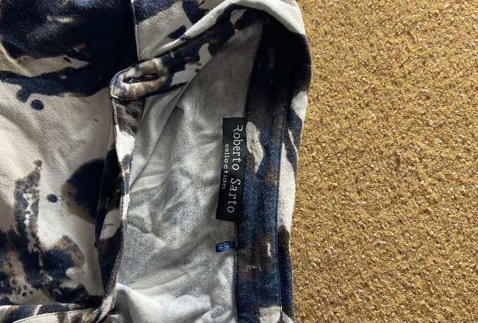 Aparte blouse met blauw, wit en bruine kleuren photo 2 